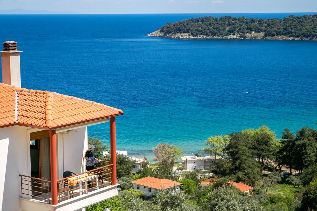 Aphrodite Villas Koinira Eksteriør bilde