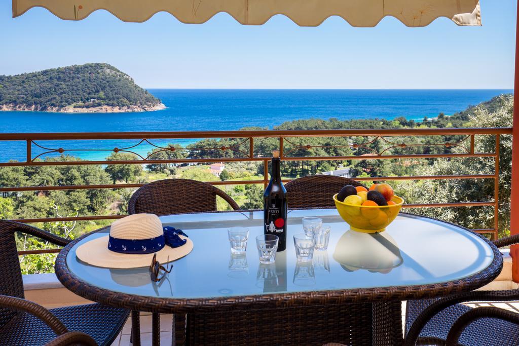 Aphrodite Villas Koinira Eksteriør bilde