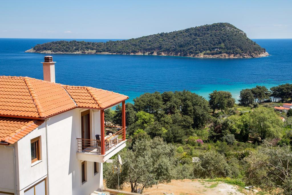 Aphrodite Villas Koinira Eksteriør bilde