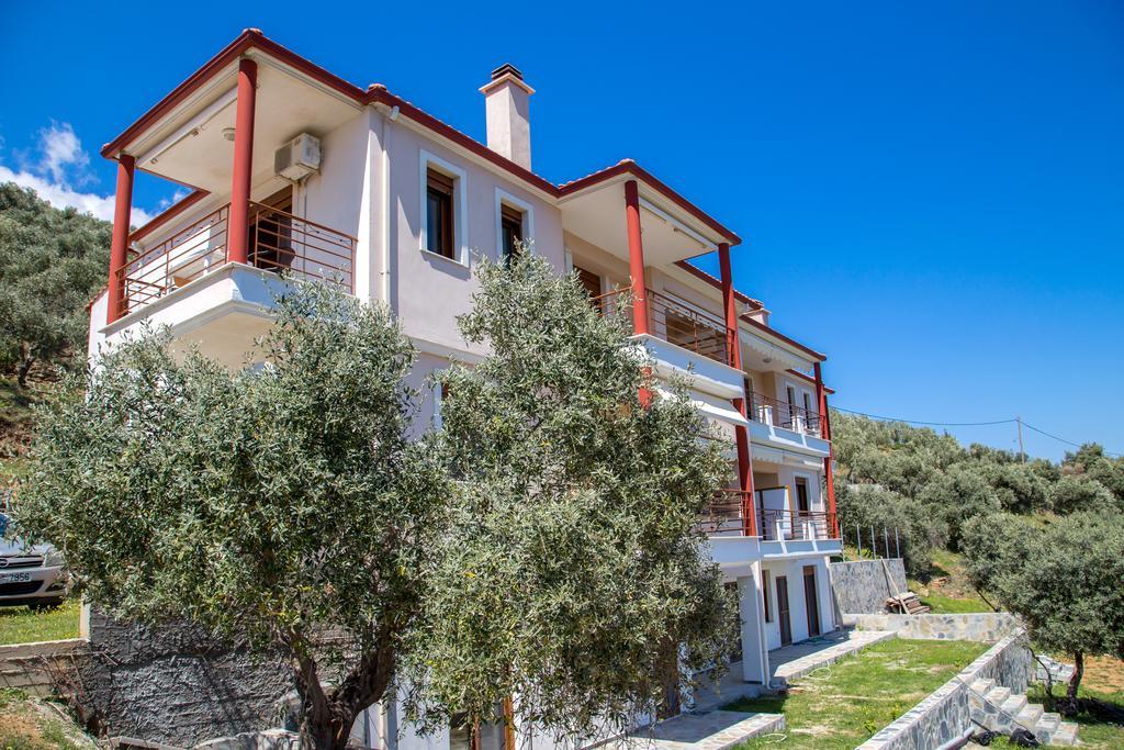 Aphrodite Villas Koinira Eksteriør bilde