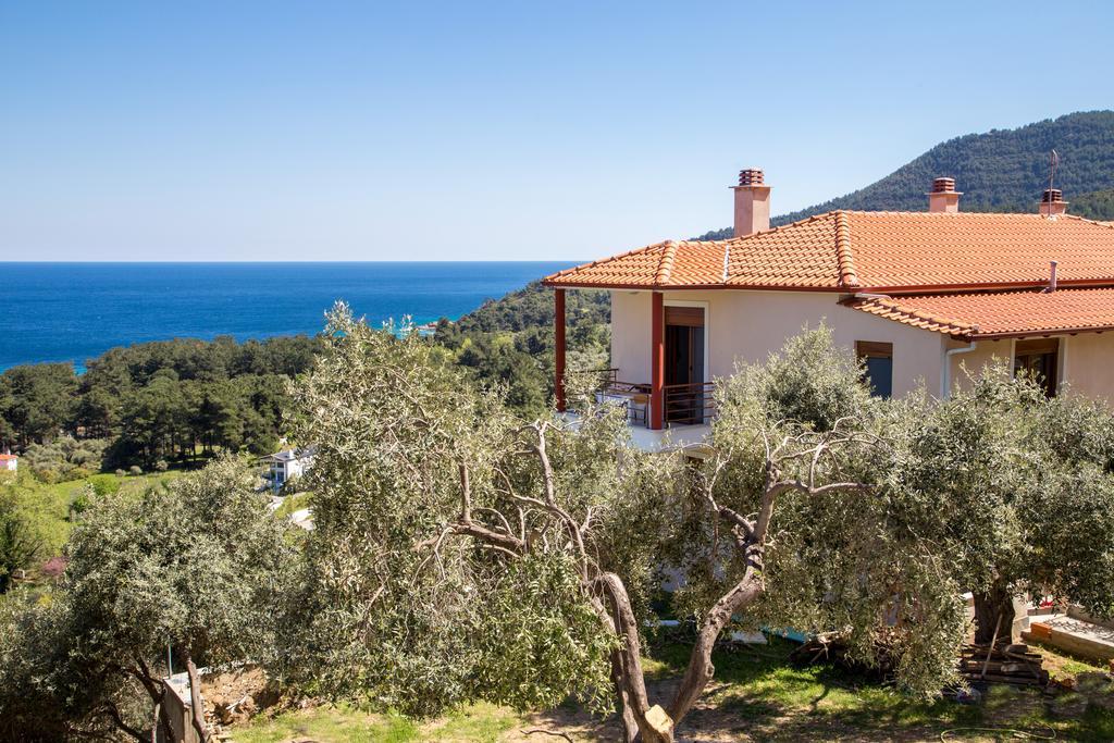 Aphrodite Villas Koinira Eksteriør bilde