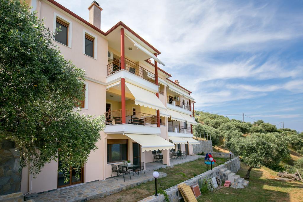 Aphrodite Villas Koinira Eksteriør bilde